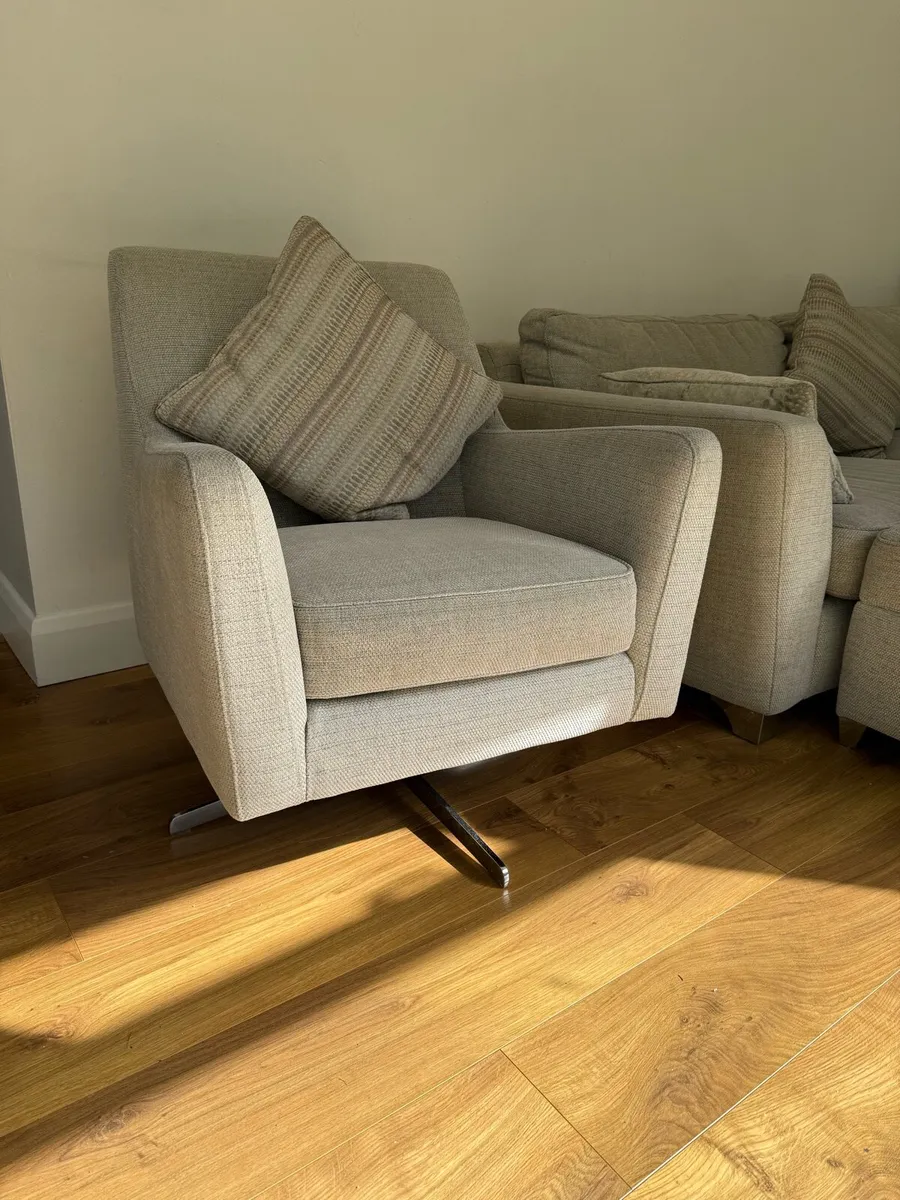 Couch with swivel chair and ottoman footstool - Image 2