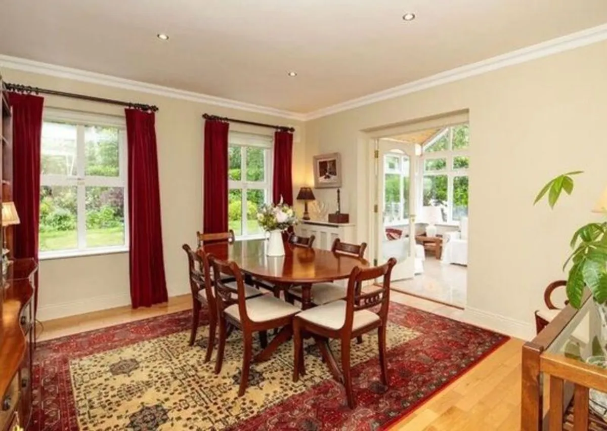 XL Fine Persian hand-knotted Wool Rug - Image 1