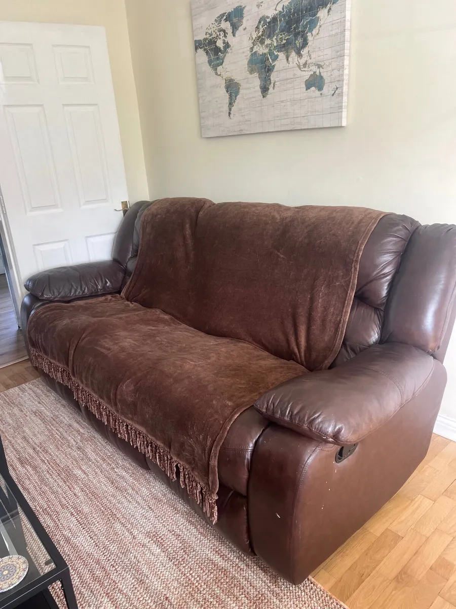 Leather Recliner Sofa Set – 3 Seater + 2 Armchairs - Image 4