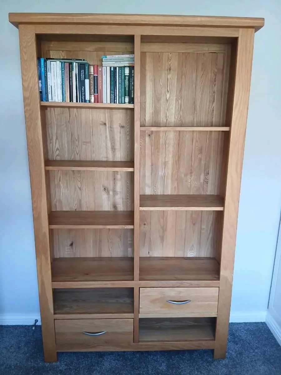 Bookcase - Image 1