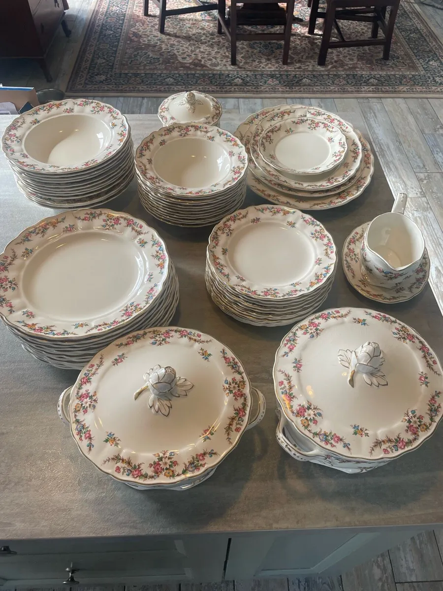 Vintage Dinner Set Full 12 setting - Image 1