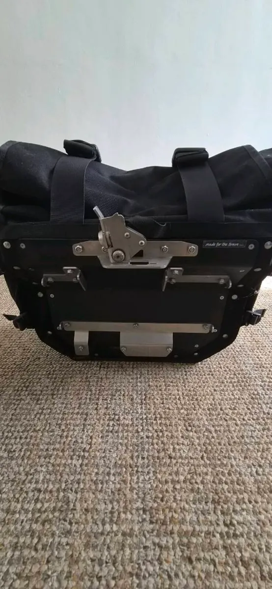 Bumot Xtremada soft panniers for Original BMW rack - Image 2