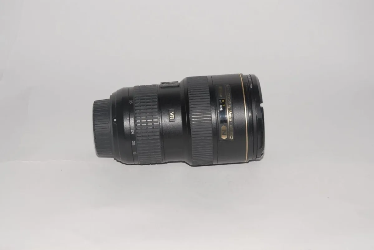 Nikon 16 – 35 f/4  AFS  G VR  Lens - Image 1