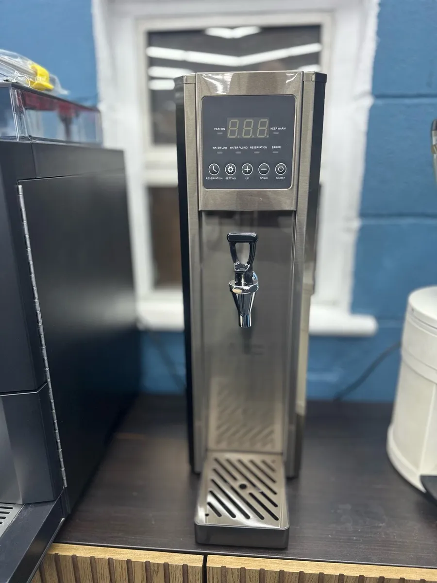 Brand new in box Hot Water Boiler - Image 3