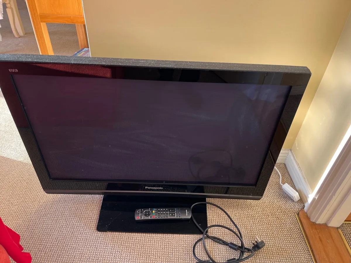 Television 37’ 0€ - Image 1