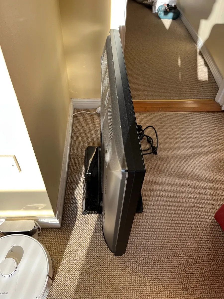 Television 37’ 0€ - Image 2