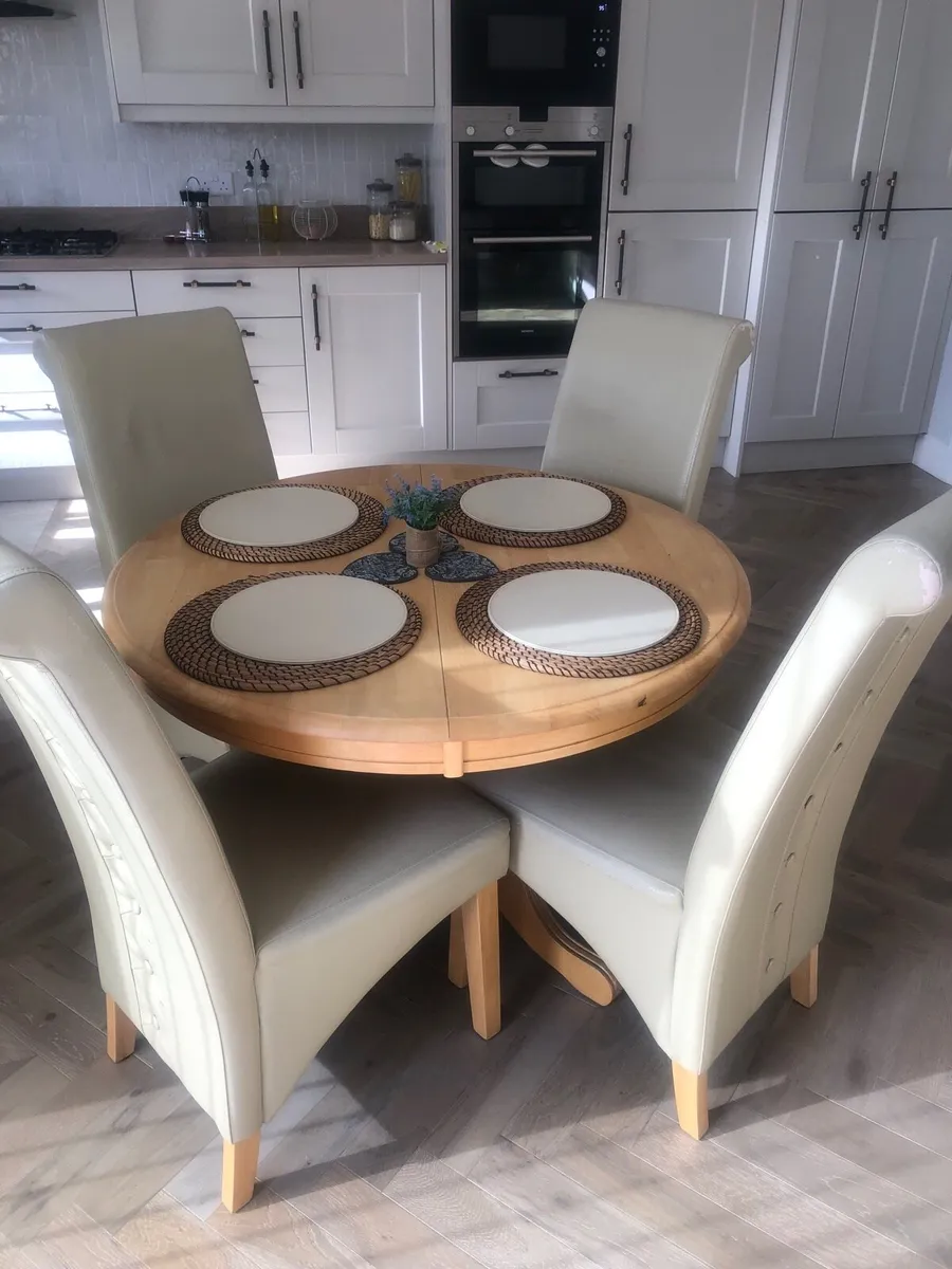 Dining Chairs x 4 - Image 1