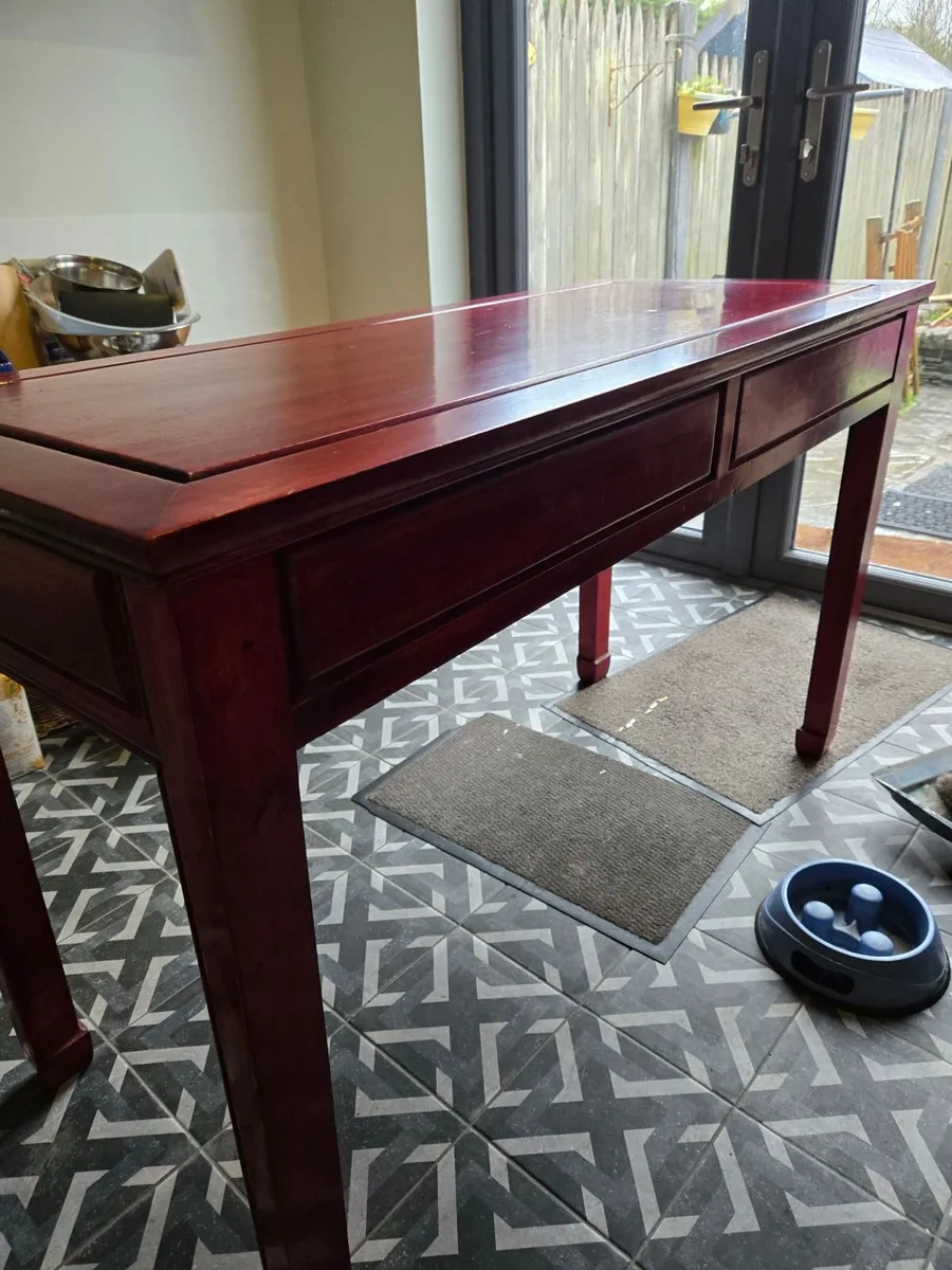 Dining Table - Image 2