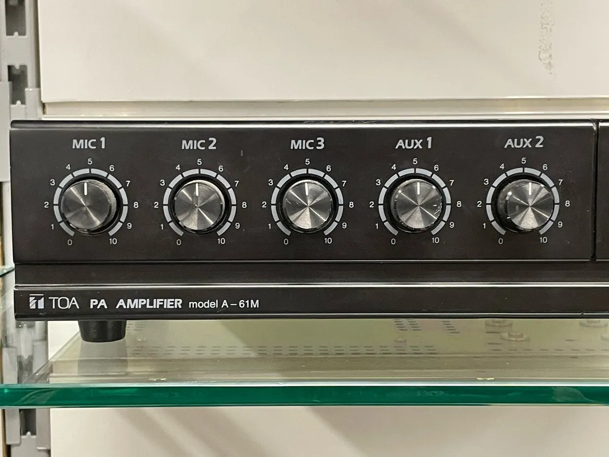 Toa PA Amplifier - Image 3