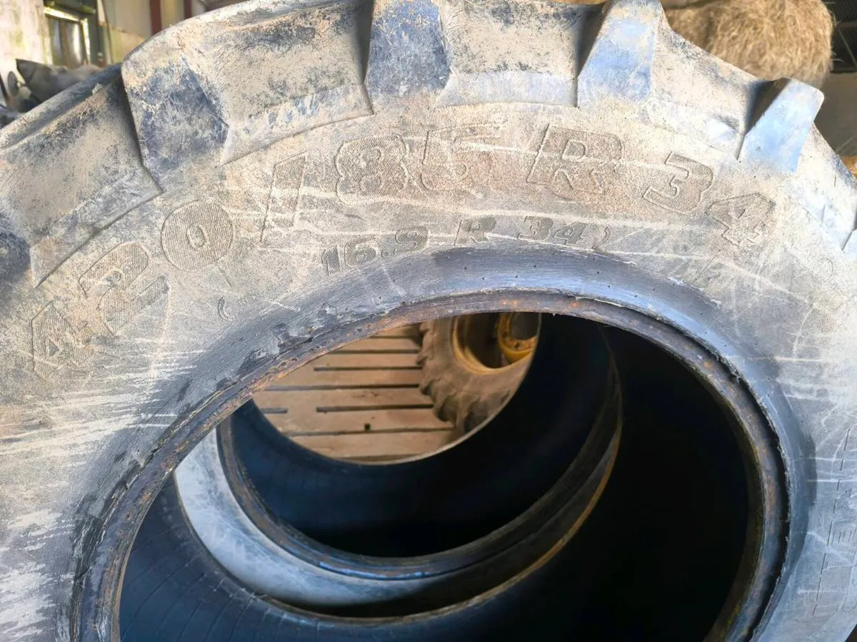 Tractor tyres and wheels John Deere - Image 2