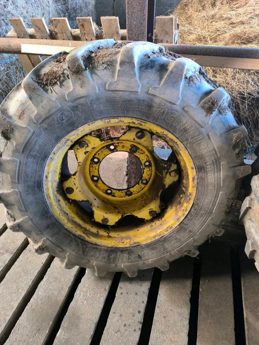 Tractor tyres and wheels John Deere - Image 4