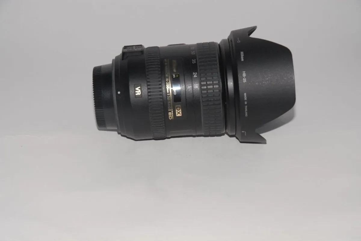 Nikon 18 -200 AFS DX VR lens - Image 2