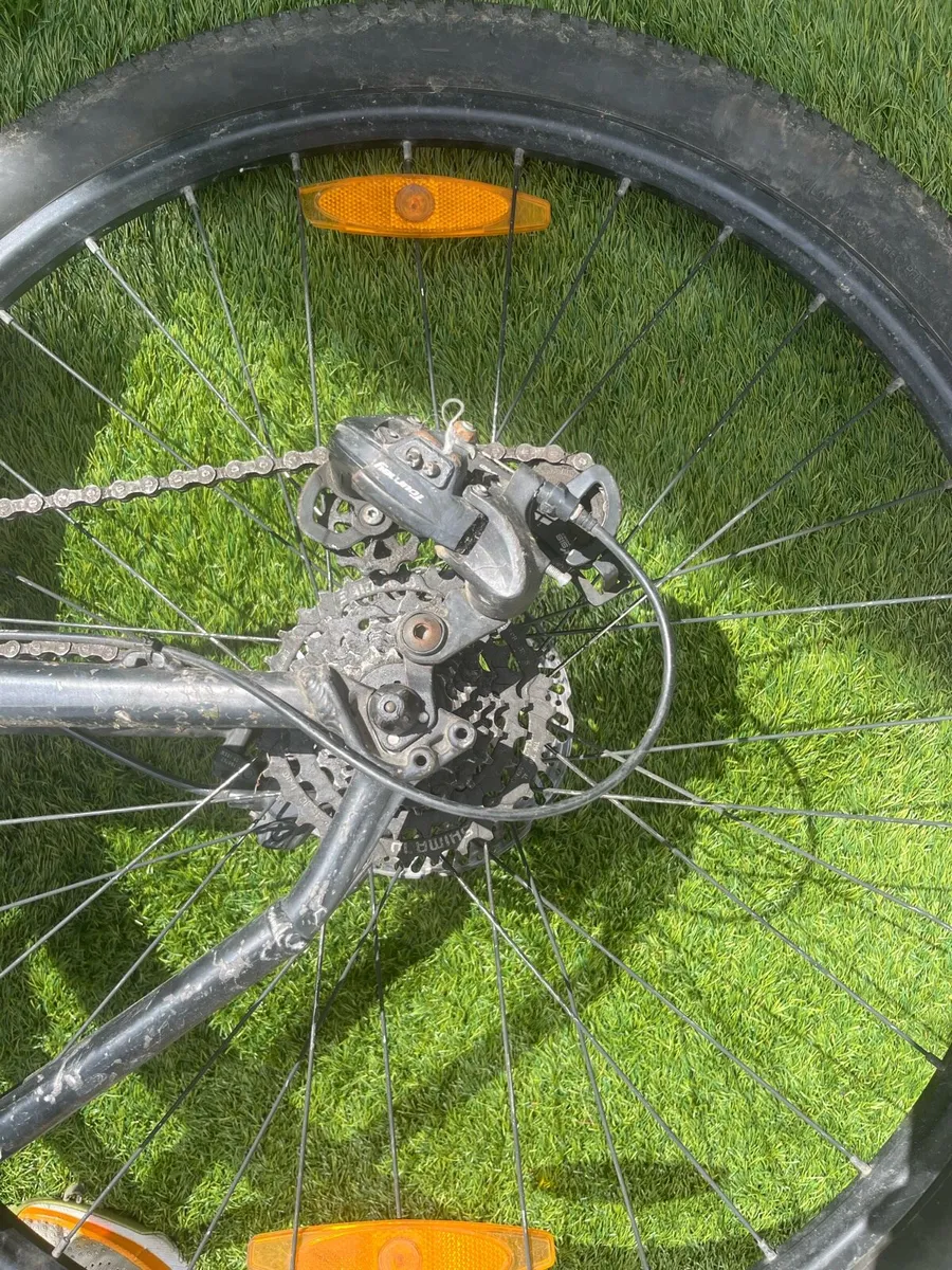 Trek Marlin 5 Mountain Bike Small - Image 2