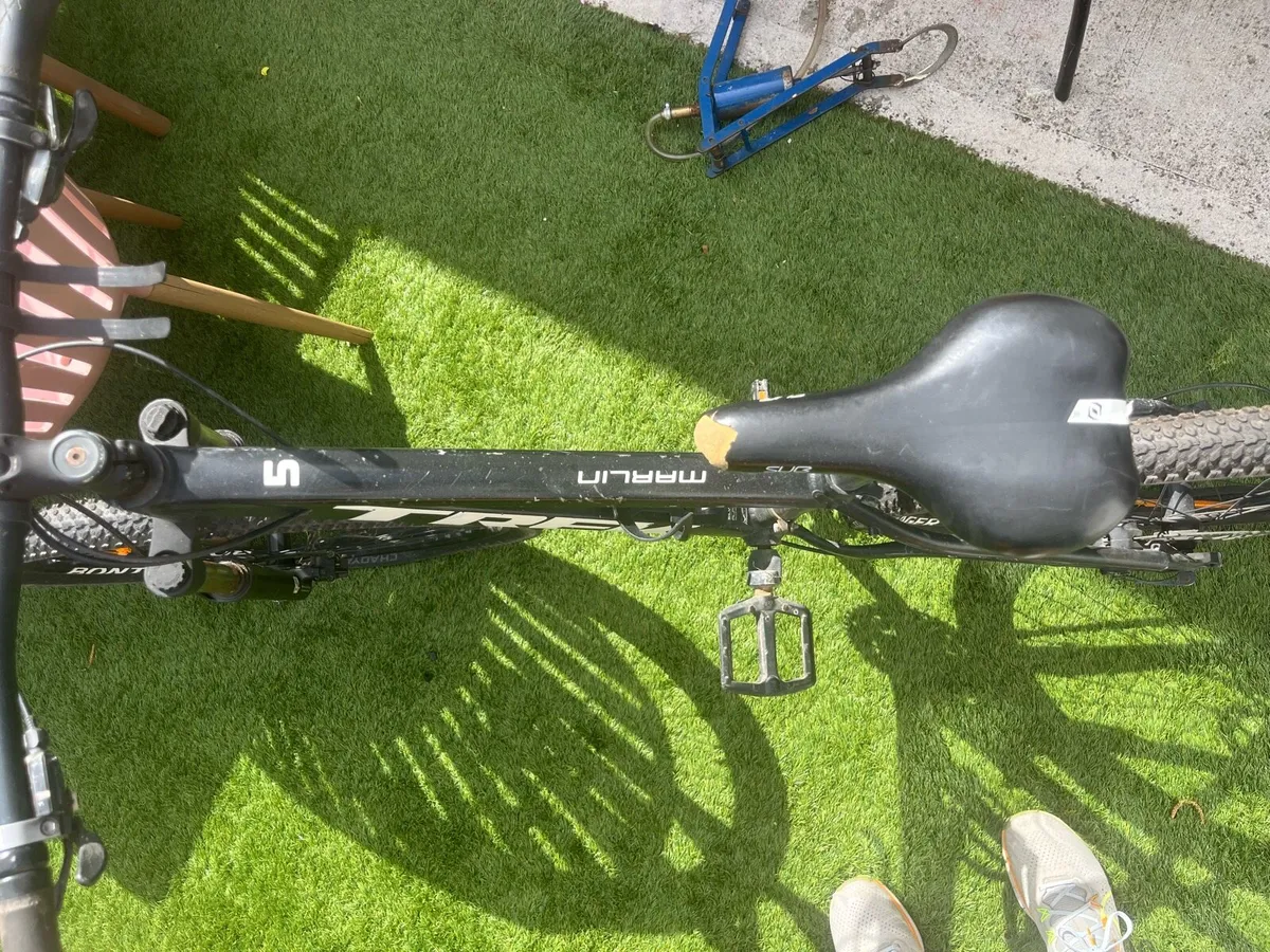 Trek Marlin 5 Mountain Bike Small - Image 4
