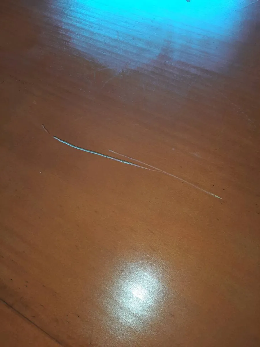 Kitchen table - Image 2