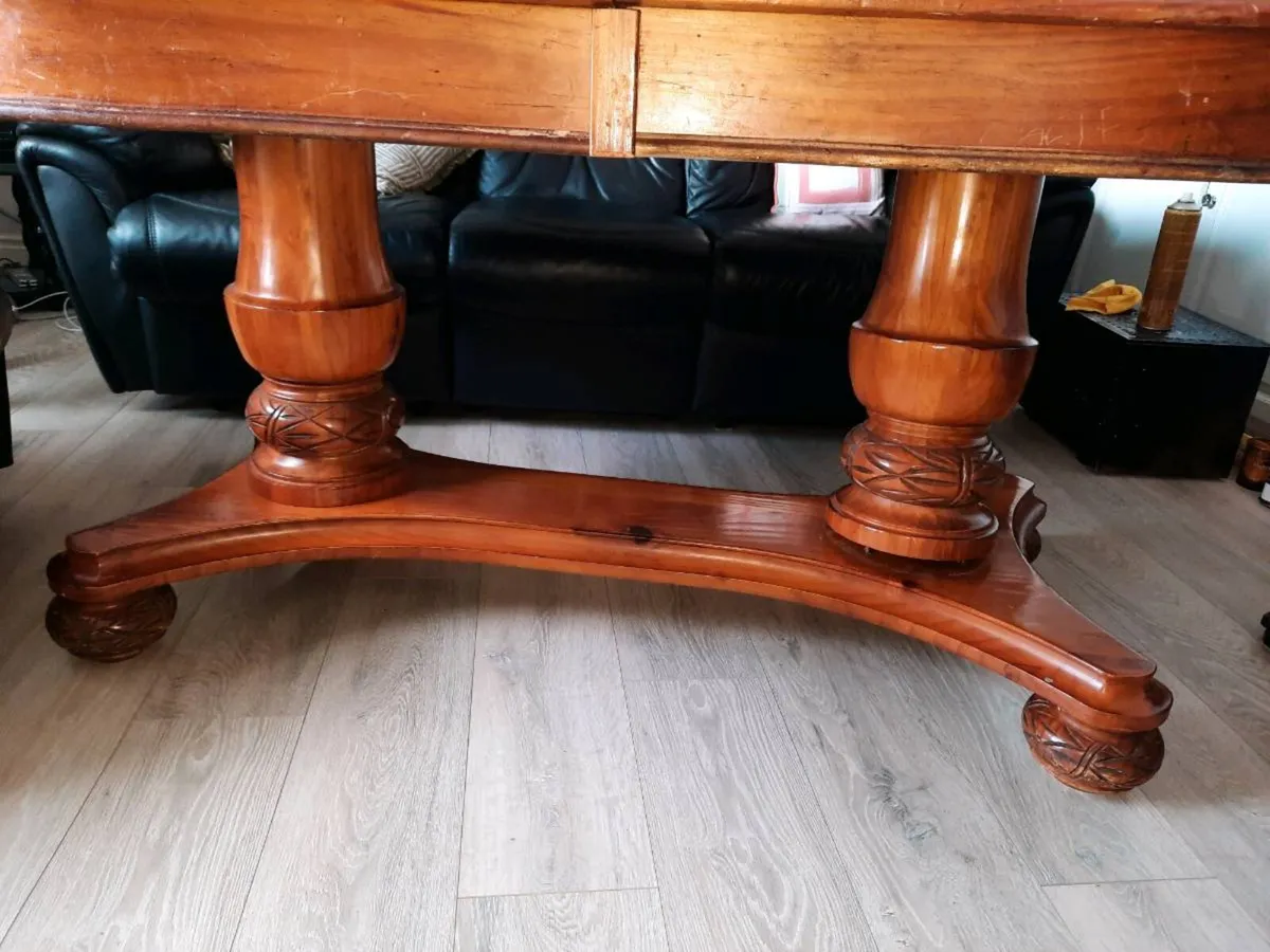 Kitchen table - Image 3