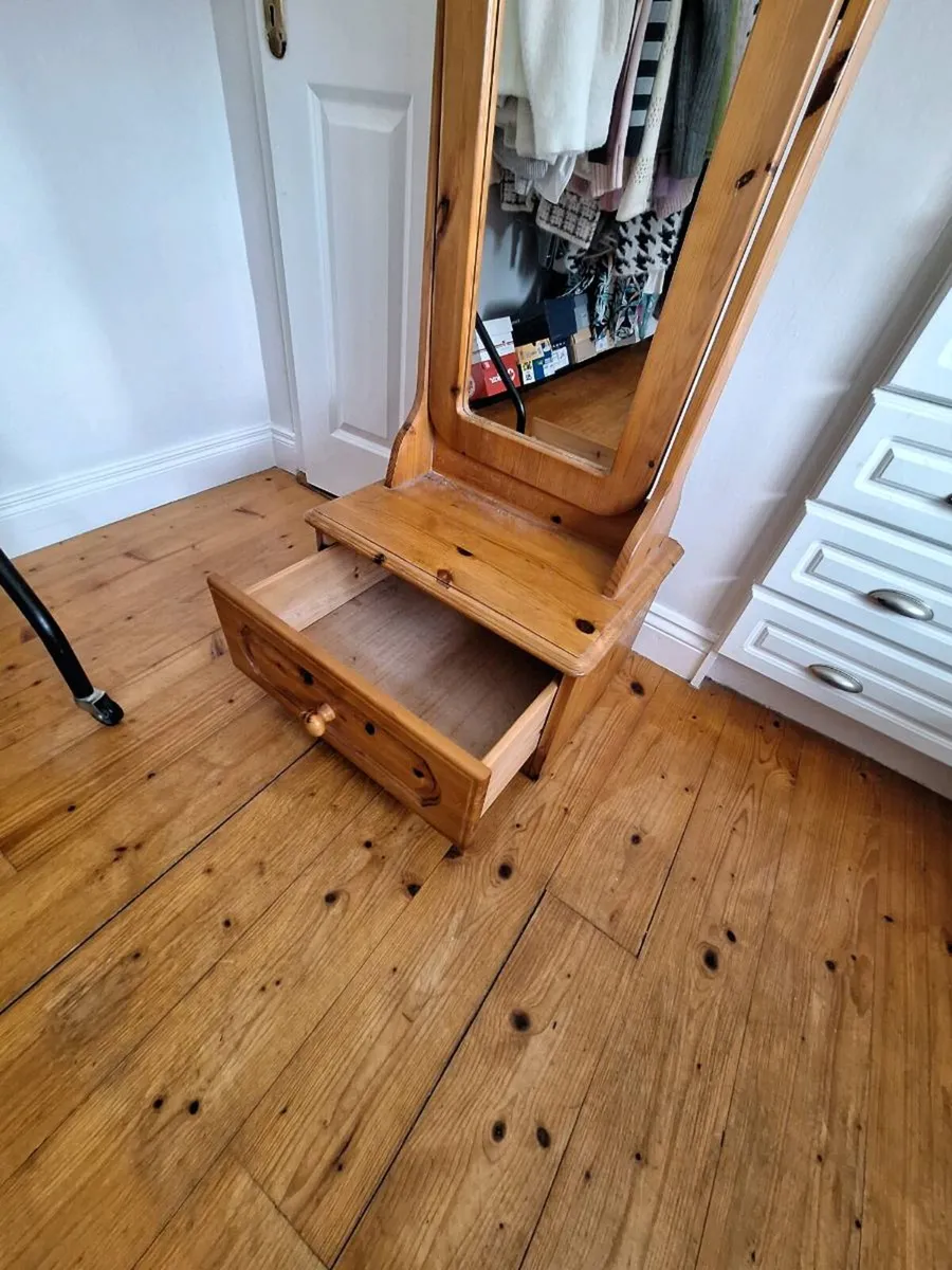 Freestanding Pine Mirror - Image 2