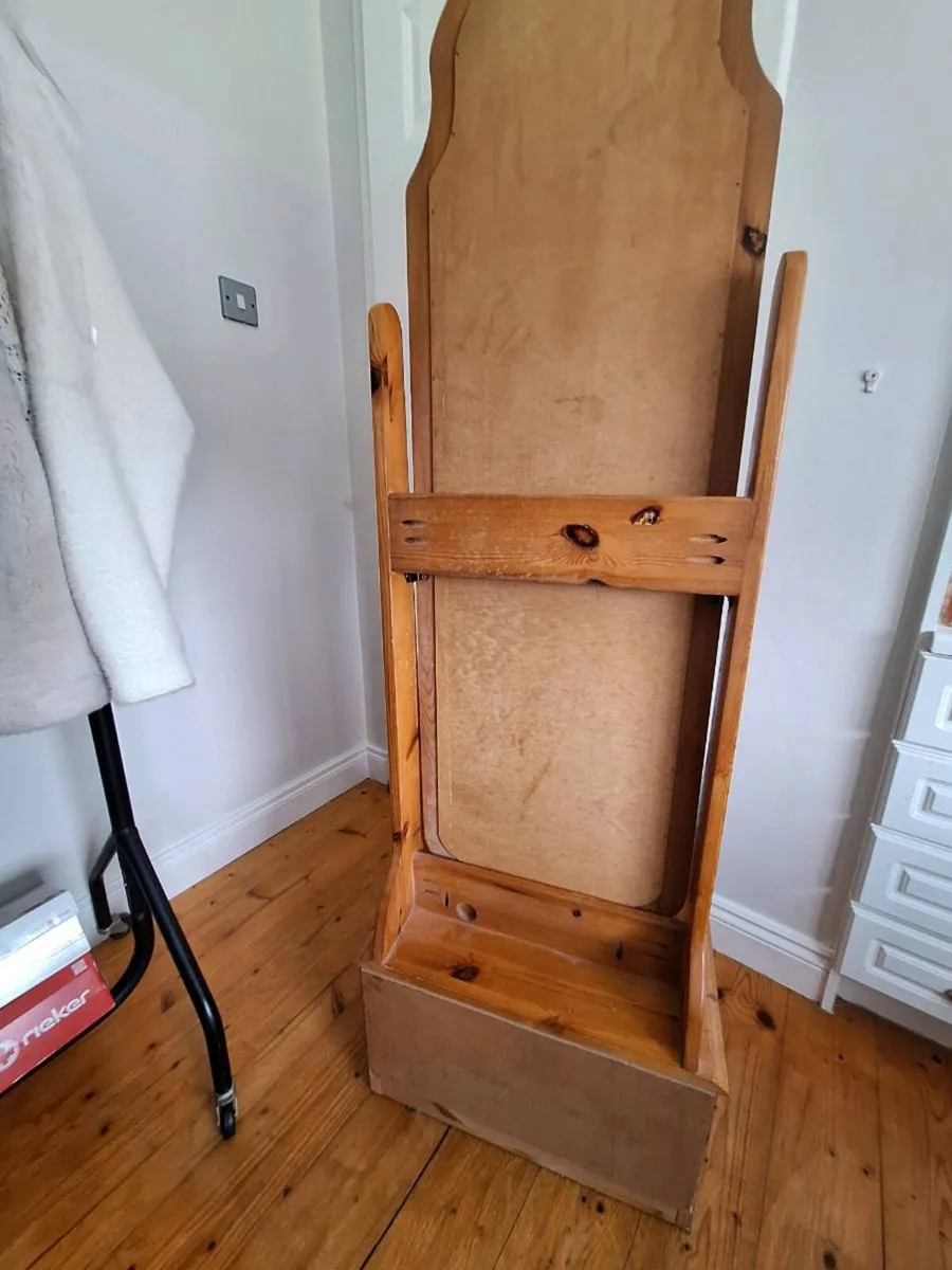 Freestanding Pine Mirror - Image 3