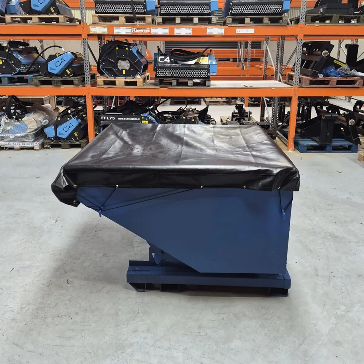 1750L tipping skips - Image 4