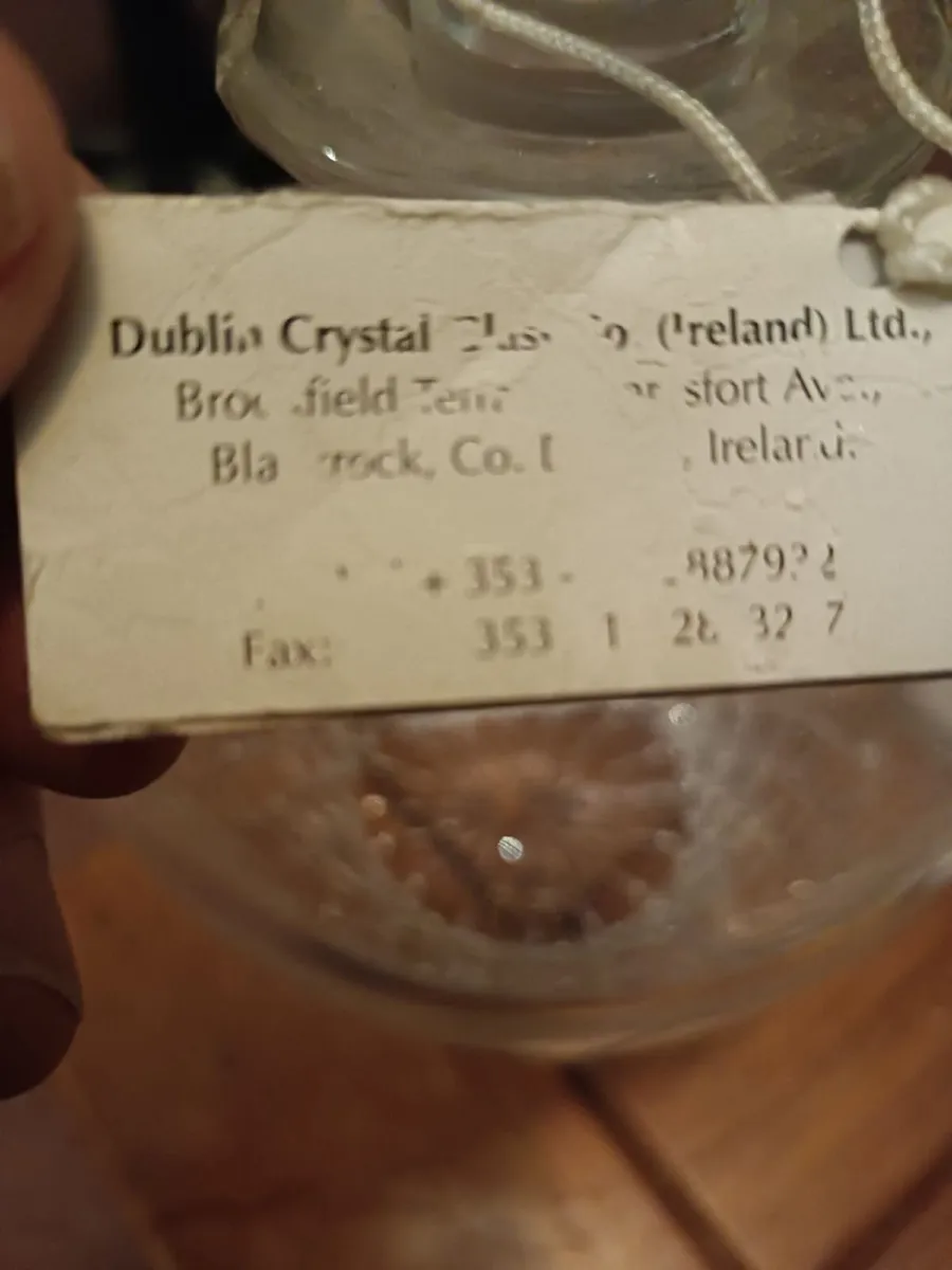 1 Dublin Crystal wine decanter with 4 glasses. - Image 3