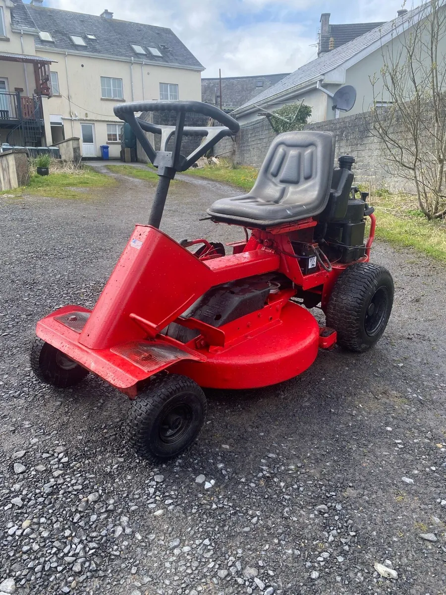 Snapper ride on mower - Image 2
