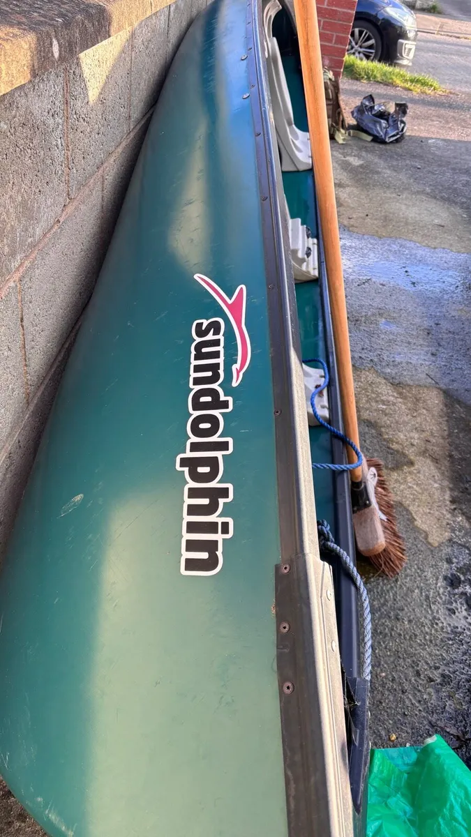 Three person canadian canoe & accessories - Image 3