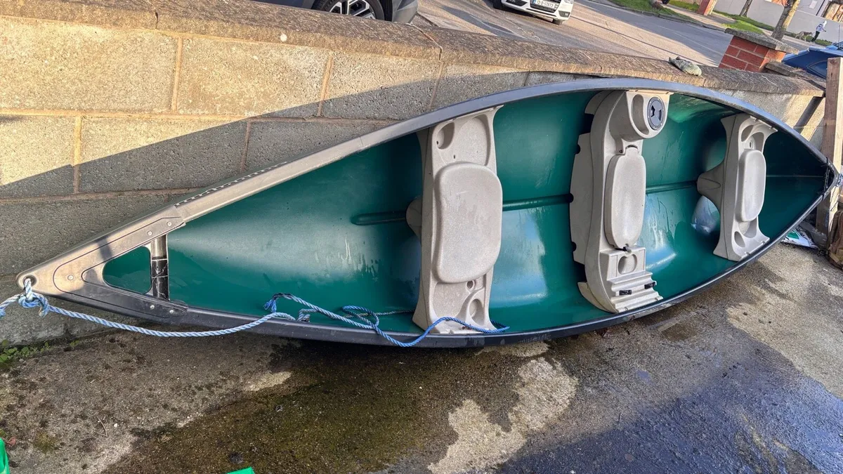 Three person canadian canoe & accessories - Image 4