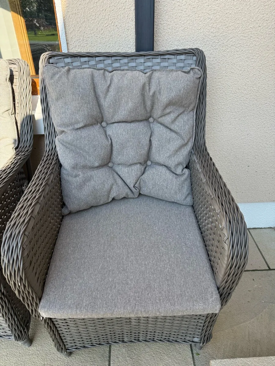 patio chairs - Image 1