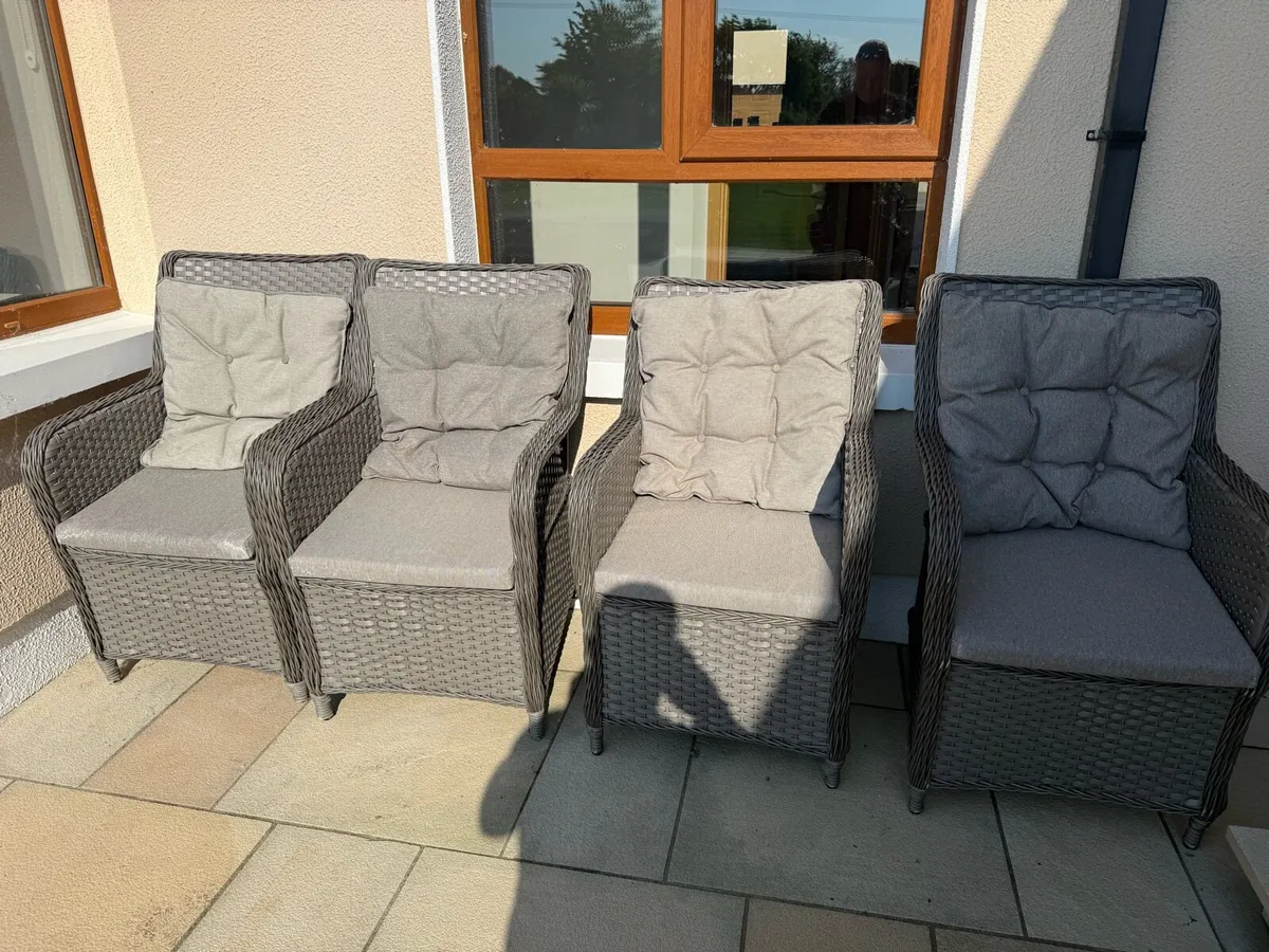 patio chairs - Image 2