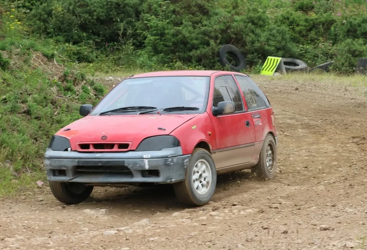 Suzuki Swift 1.3 - Image 2