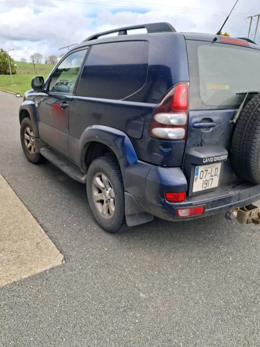 Toyota landcruiser - Image 4