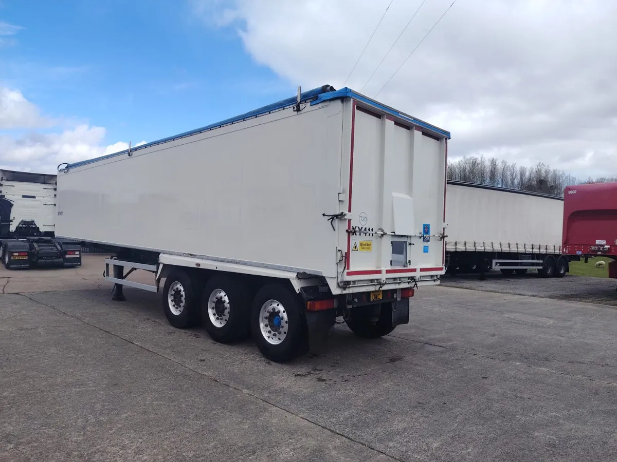 Fruehauf Bulk tipping trailer auto cover lift axle - Image 3