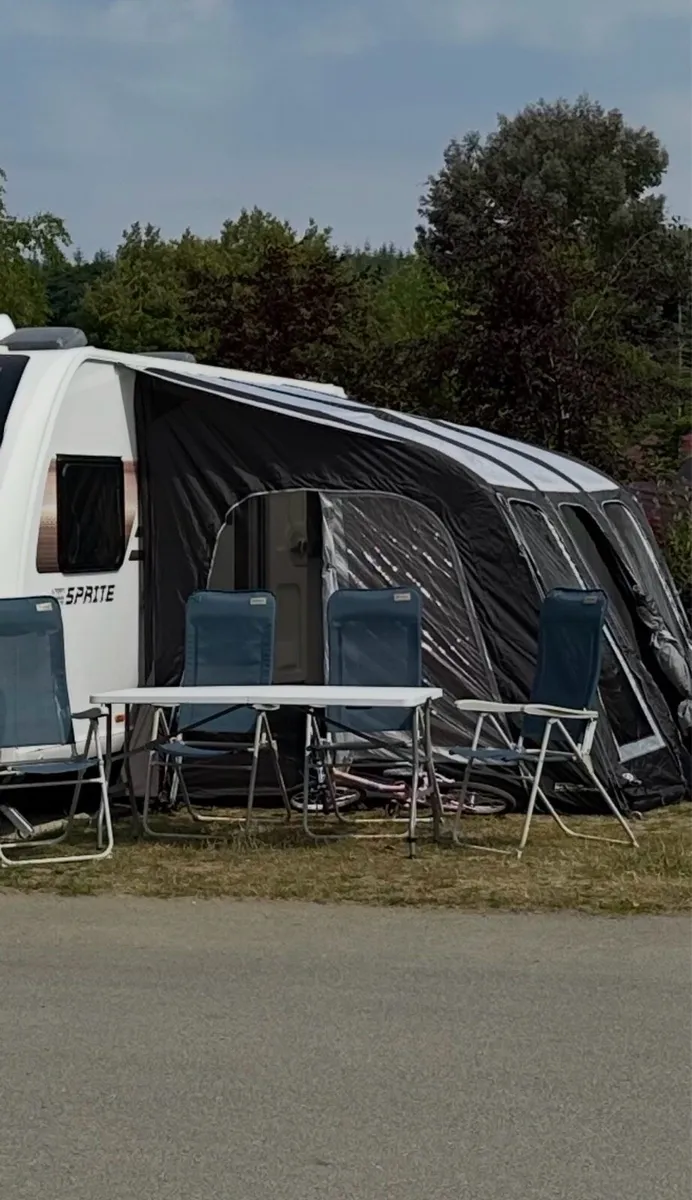 Caravan Awning Sportlite Air 400 - Image 1