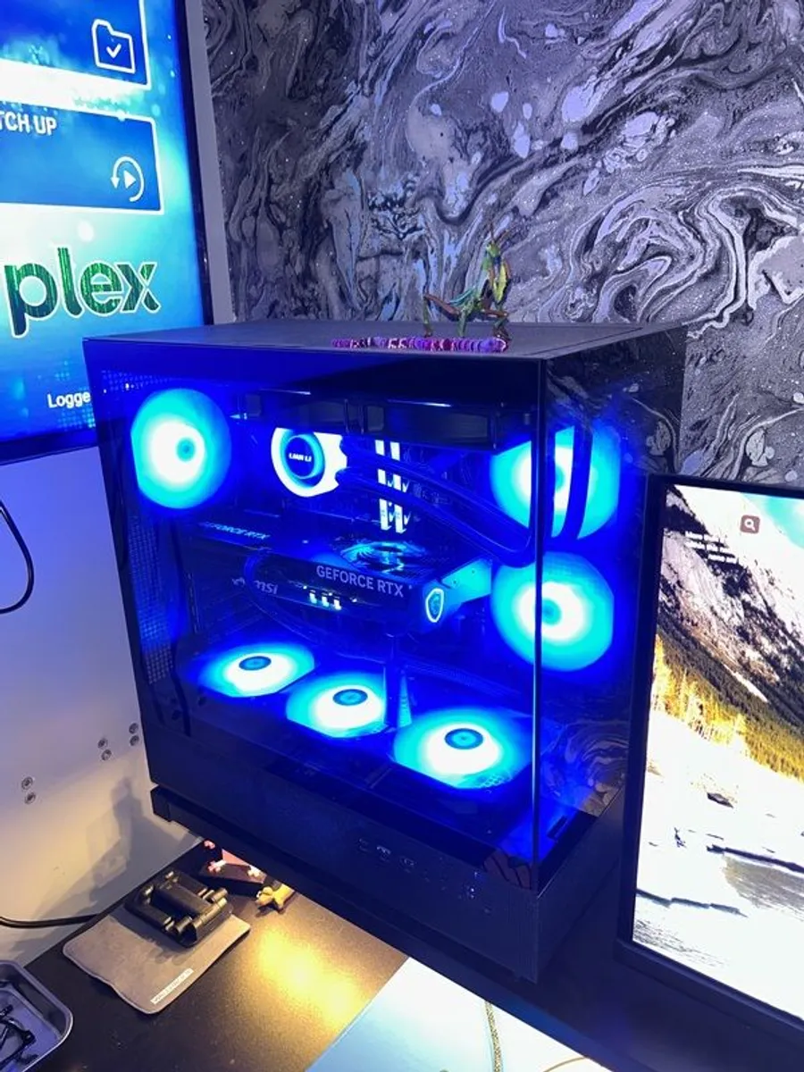 gaming pc full setup (stuff can be sold separately) - Image 1