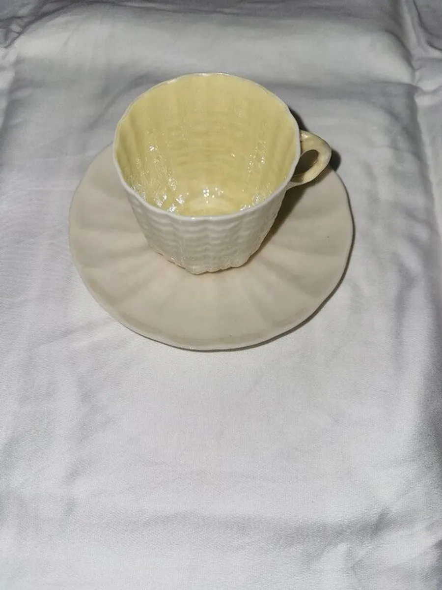 Beleek 6th Mark 1965-1980 -Third Green Mark - Image 1