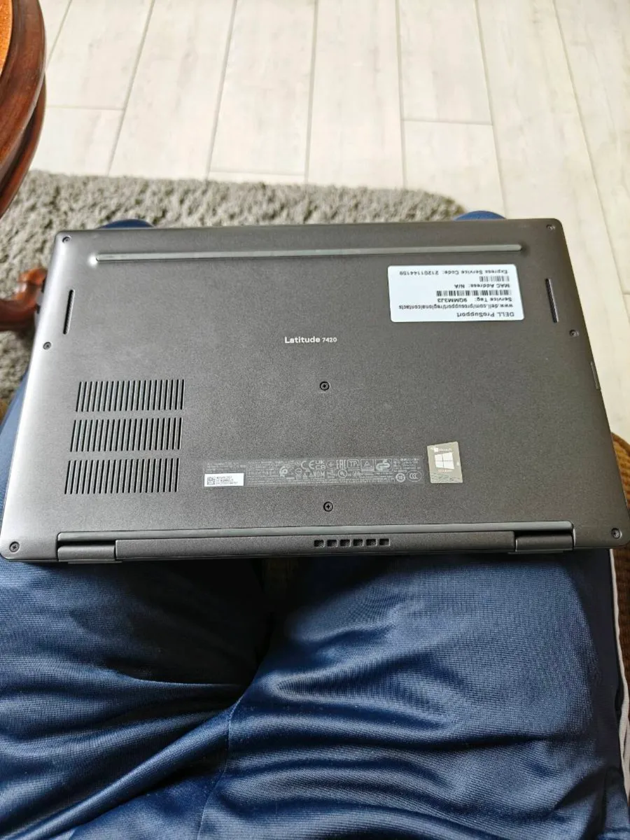 Dell Latitude 7420 14" i7, 16gb, 512gb SSD - Image 3