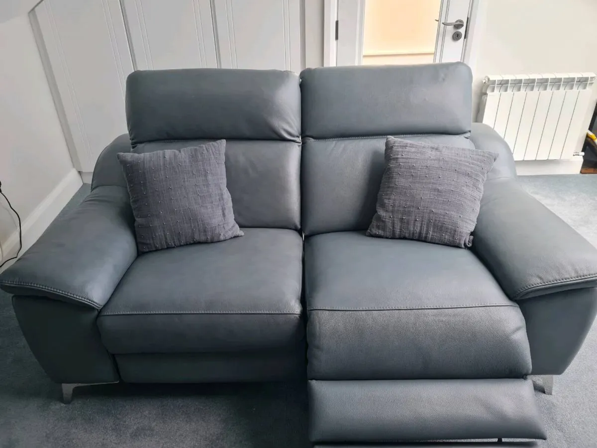 Electric reclining sofa- EZ Living - Image 2