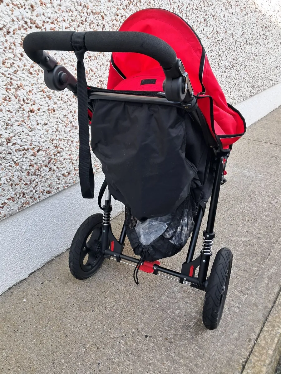 Out and About Buggy - Image 1