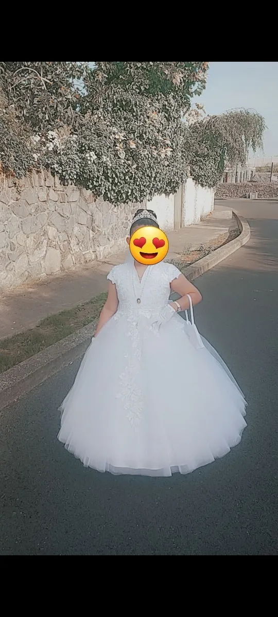 Communion dress - Image 1