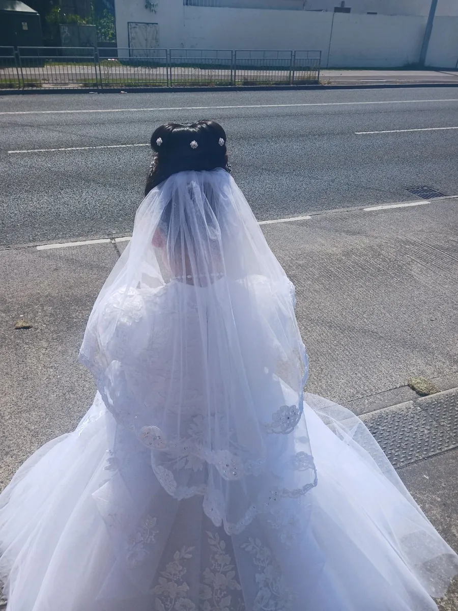 Communion dress - Image 3