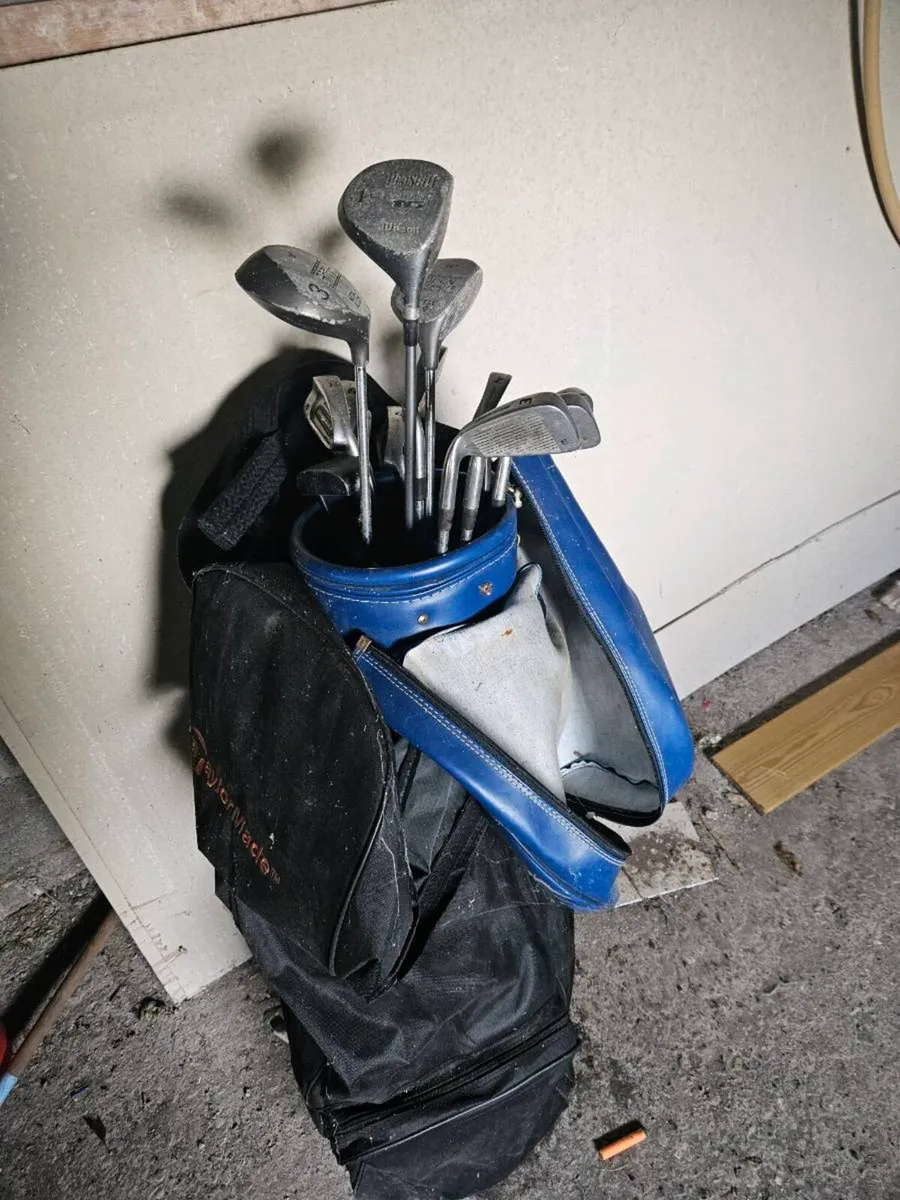 Golf Clubs for beginner with trolley - Image 1