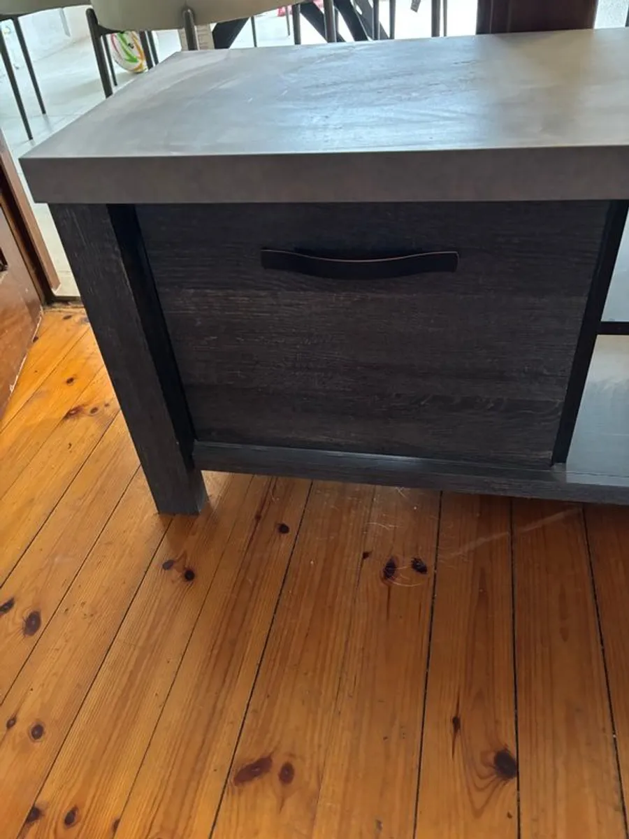 TV unit - Image 3