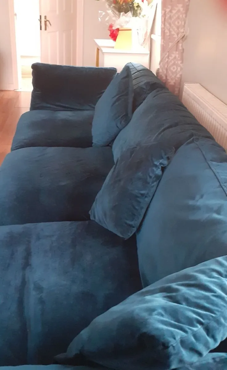 Sofa - Image 3