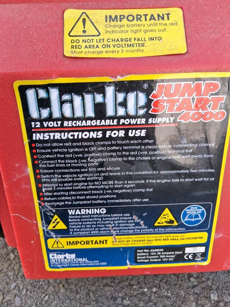 Clarke power charger - Image 1