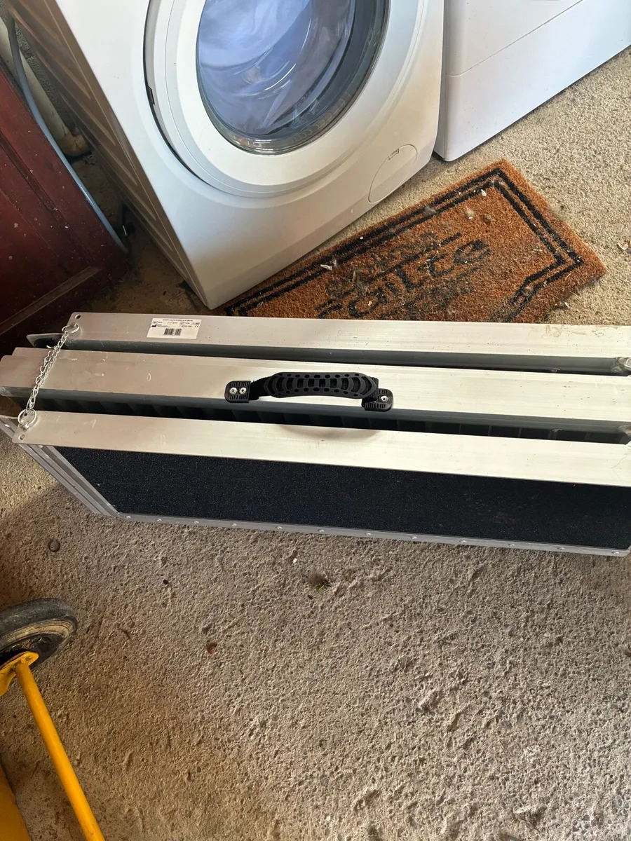 Wheelchair ramp - Image 3