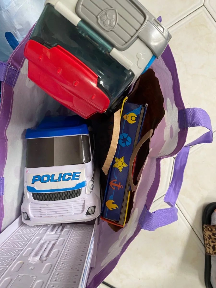 Free patrol trucks cars and other toys - Image 1