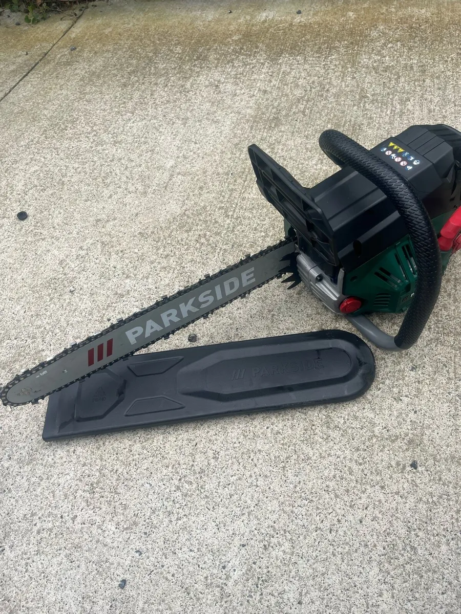 Chainsaw - Image 1