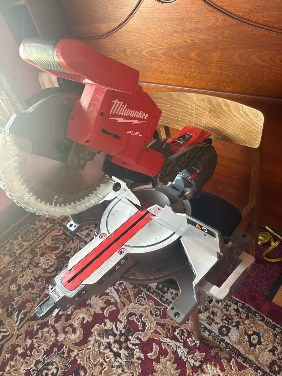 Milwaukee chop saw - Image 4
