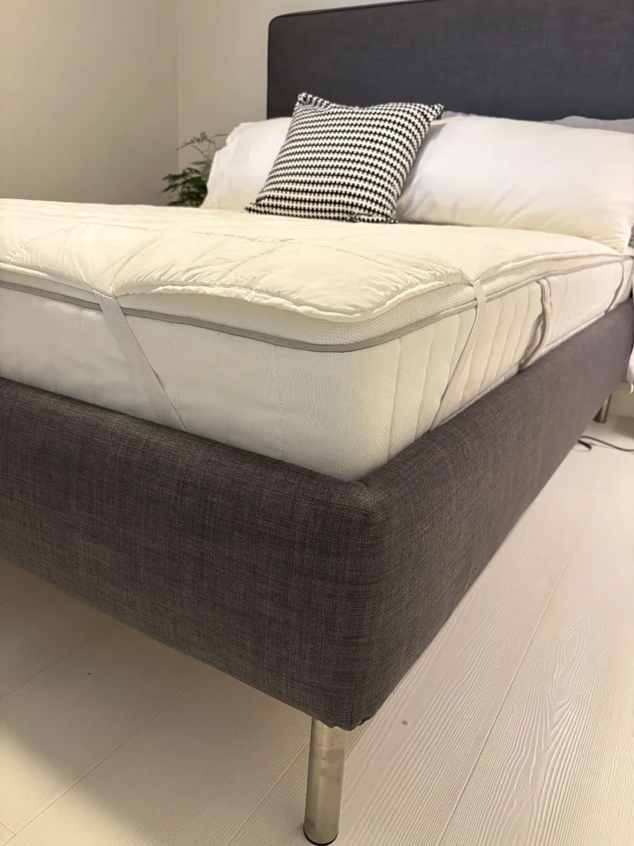 Double Bed - Image 2