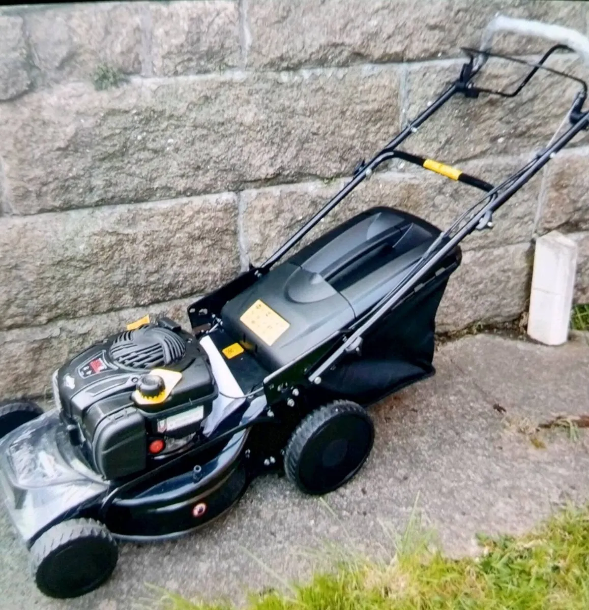 Briggs brand new mower selfpropelled 46cm-18" - Image 1